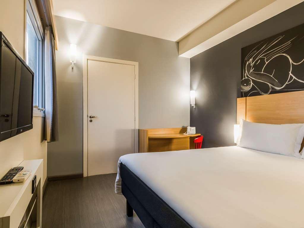 Ibis Uberaba Quarto foto